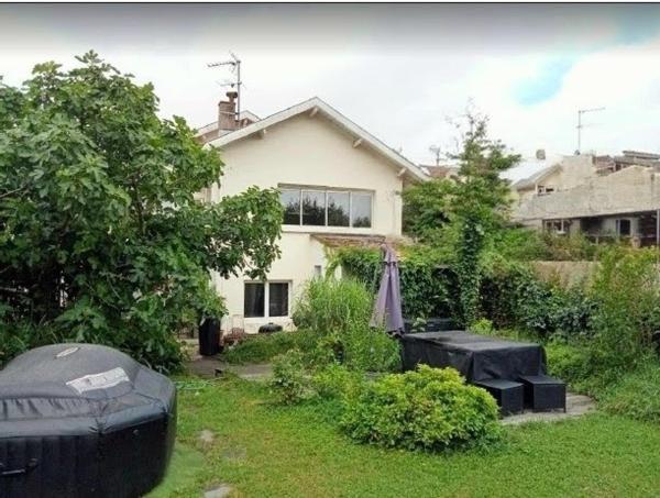 Maison idéalement située, quartier Bastide (33100)