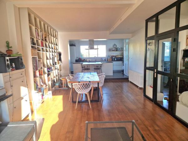 Maison idéalement située, quartier Bastide (33100)