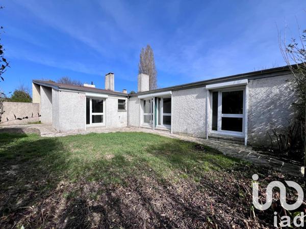 Maison traditionnelle 4 pièces de 89 m² à Gretz-Armainvilliers (77220)