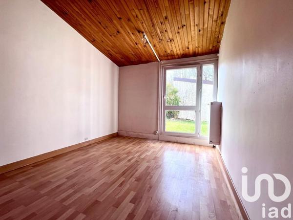 Maison traditionnelle 4 pièces de 89 m² à Gretz-Armainvilliers (77220)
