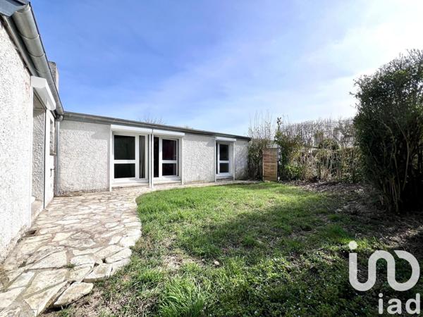 Maison traditionnelle 4 pièces de 89 m² à Gretz-Armainvilliers (77220)