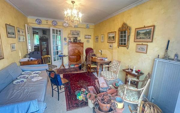 Appartement à vendre    2 pièces • 46,70 m2 Saint-Germain-en-Laye