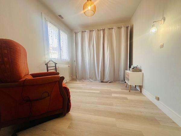 Maison Cellettes 5 pièce(s) 95 m².