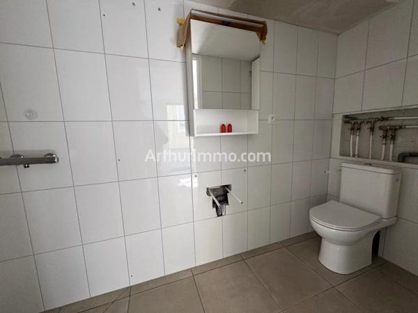Vente                                                      Appartement
                        
                     3 pièces                      75 m2                     à Sainte-Maxime