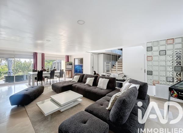 Maison à vendre 7 pièces 175 m² Saint-Germain-lès-Corbeil