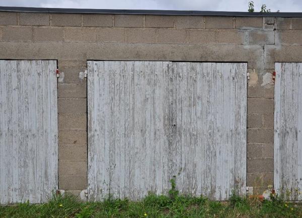 Stationnement à louer    Cosne-Cours-sur-Loire