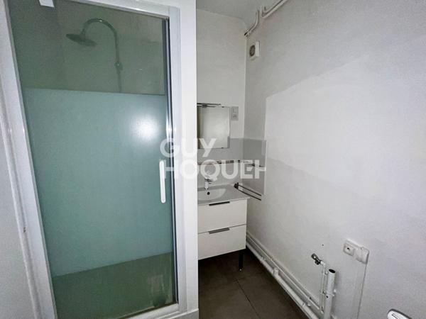 LOCATION : appartement F2 (52 m²) à CALAIS