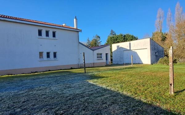 Maison à vendre    5 pièces •  Le Bignon