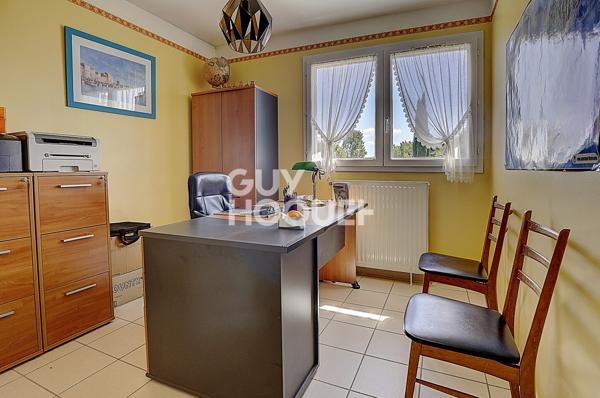 Maison Saint Denis Les Bourg 5 pièce(s) 103 m2