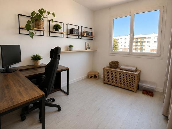 LANESTER Appartement 3 pièces entièrement rénové avec garage et cave , Lanester