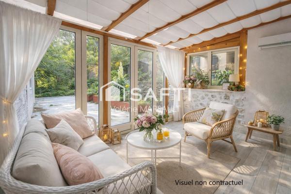 Maison familiale aux beaux volumes, à 5 min de Tours