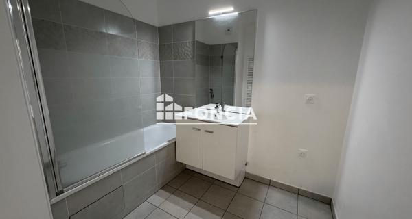 Location Appartement 3 pièces 59.65 m² - Maurepas 78310