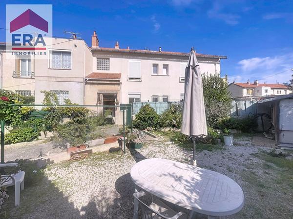 A VENDRE MARSEILLE 15e CASTORS LA GERMAINE APPARTEMENT  CAVE GARAGE JARDIN