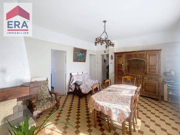 A VENDRE MARSEILLE 15e CASTORS LA GERMAINE APPARTEMENT  CAVE GARAGE JARDIN