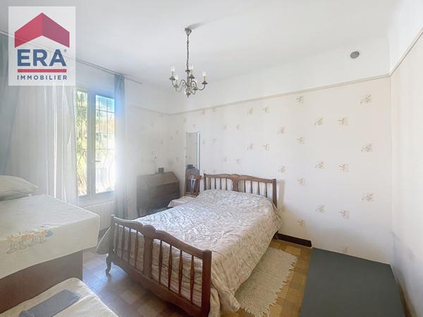 A VENDRE MARSEILLE 15e CASTORS LA GERMAINE APPARTEMENT  CAVE GARAGE JARDIN