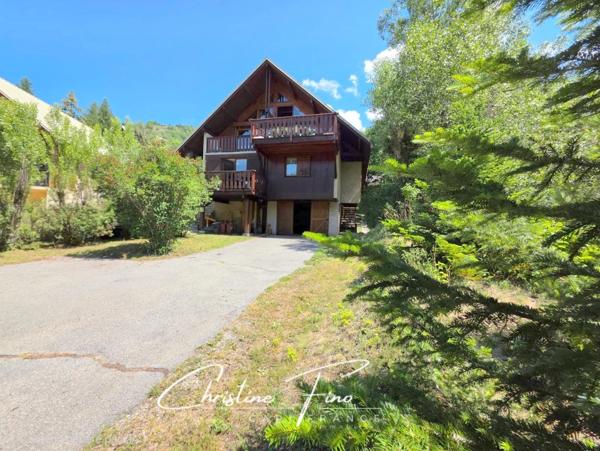 SERRE CHEVALIER CHANTEMERLE Chalet face aux pistes