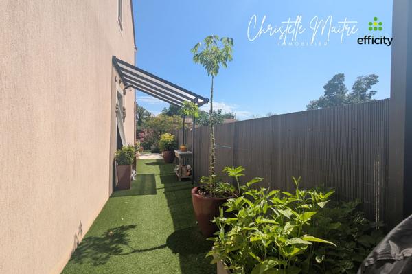 Maison
         4 pièces
        - 102 m² Exclusivité 335 000 € *