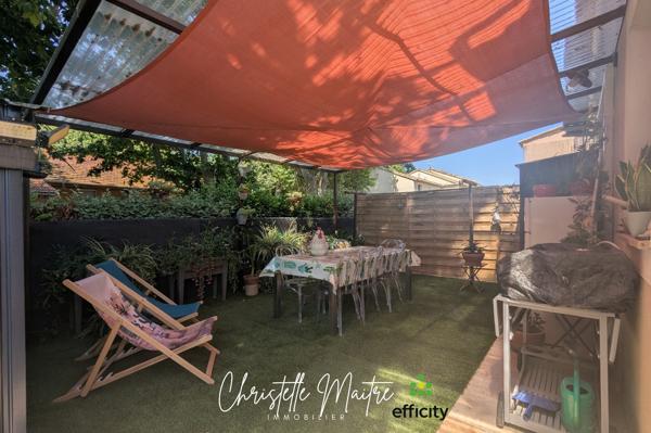 Maison
         4 pièces
        - 102 m² Exclusivité 335 000 € *