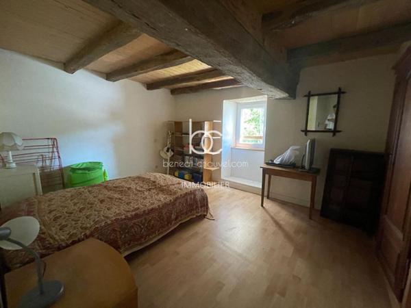 SARZEAU Maison 11 pièces 223 m²