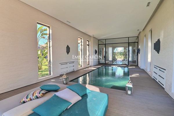 À vendre villa Moderne à Marrakech (pas de VNA)