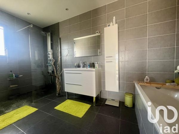 Maison à vendre 4 pièces 150 m² Villeneuve-de-la-Raho