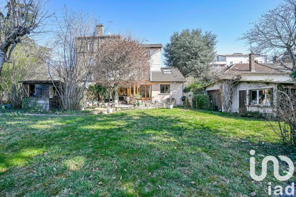Maison 7 pièces de 170 m² à Noisy-le-Sec (93130)