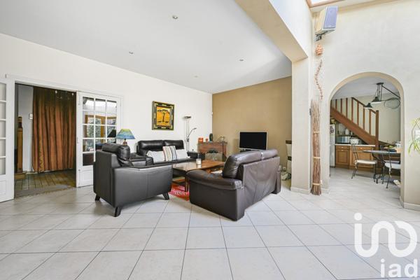 Maison 7 pièces de 170 m² à Noisy-le-Sec (93130)