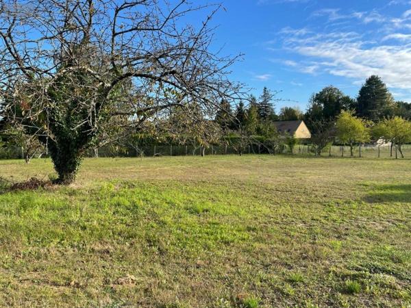 Terrain à Batir à vendre à Connerré dans la Sarthe (72160), ref : 72033-298