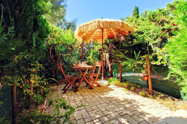 Appartement
         1 pièce
        - 27 m² 169 500 € *