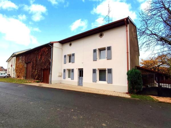 Maison - 5 pièces - Grange attenante