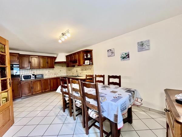 Maison - 5 pièces - Grange attenante