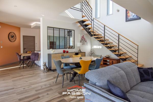 Maison
                                                                                                                                                                                                                                                                                                                        6 pièce(s)                                                                                                                                                                                                          4 chambre(s)                                                                                                                                                                                                          190  m²