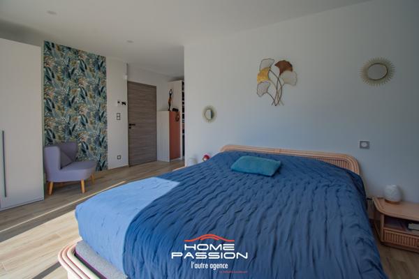 Maison
                                                                                                                                                                                                                                                                                                                        6 pièce(s)                                                                                                                                                                                                          4 chambre(s)                                                                                                                                                                                                          190  m²