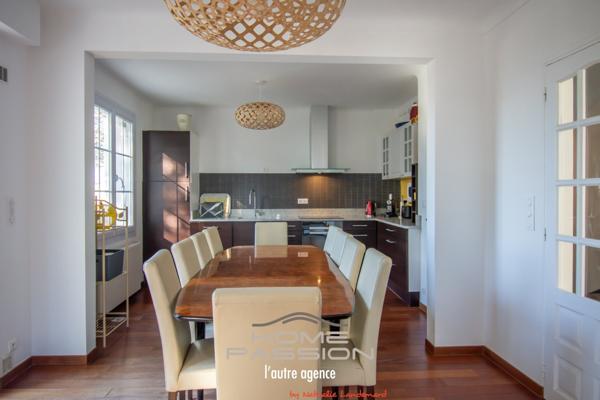 Maison
                                                                                                                                                                                                                                                                                                                        7 pièce(s)                                                                                                                                                                                                          6 chambre(s)                                                                                                                                                                                                          176  m²