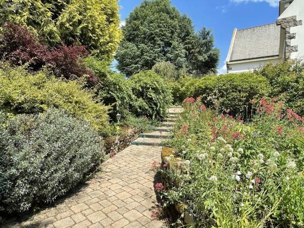 Maison à vendre à Rochefort-en-Terre dans le Morbihan (56220), ref : 30d