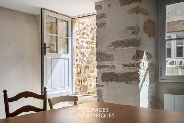 Demeure du XVIème siècle / Façade à tourelle et rénovation contemporaine au coeur du Croisic