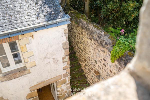 Demeure du XVIème siècle / Façade à tourelle et rénovation contemporaine au coeur du Croisic