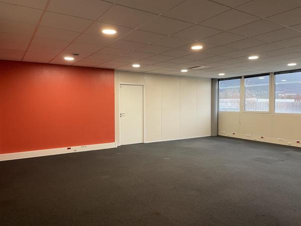 À LOUER – LOCAL COMMERCIAL – TECHNOLAC – LE BOURGET-DU-LAC