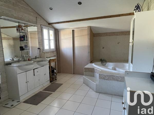 Maison à vendre 5 pièces 143 m² Mauzé-sur-le-Mignon