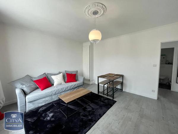 Appartement à louer 2 pièces 47.97m² Tours (37000)