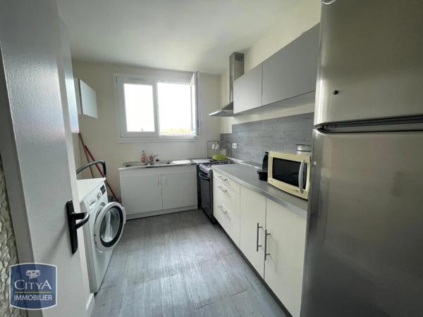 Appartement à louer 2 pièces 47.97m² Tours (37000)