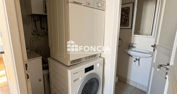 Location Appartement 4 pièces 104 m² - Valence 26000