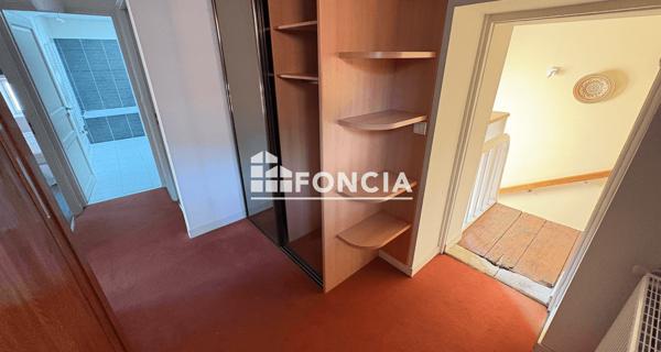 Location Appartement 4 pièces 104 m² - Valence 26000