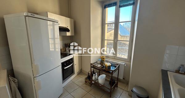 Location Appartement 4 pièces 104 m² - Valence 26000