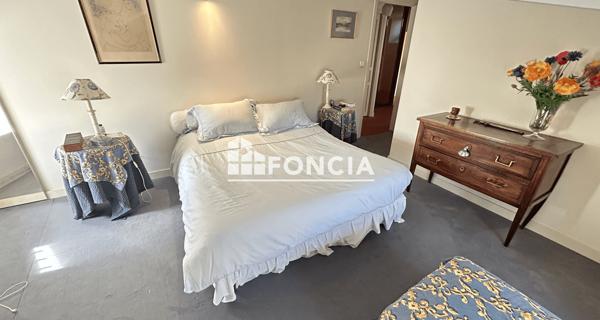 Location Appartement 4 pièces 104 m² - Valence 26000