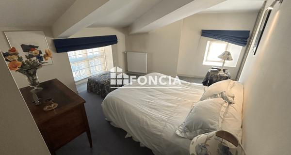 Location Appartement 4 pièces 104 m² - Valence 26000