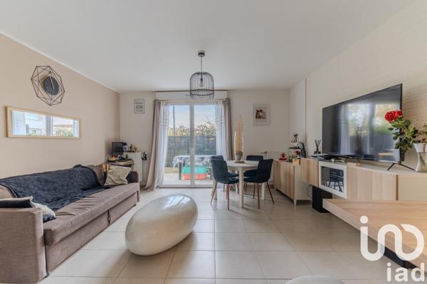 Appartement 3 pièces de 63 m² à Saint-Thibault-des-Vignes (77400)