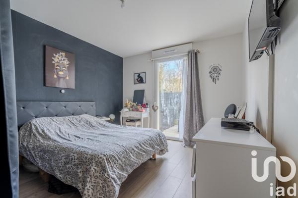 Appartement 3 pièces de 63 m² à Saint-Thibault-des-Vignes (77400)