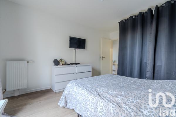 Appartement 3 pièces de 63 m² à Saint-Thibault-des-Vignes (77400)