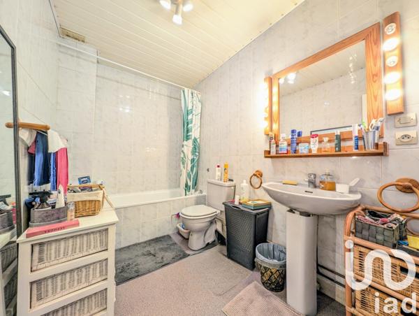 Maison 7 pièces de 141 m² à Orgeval (78630)